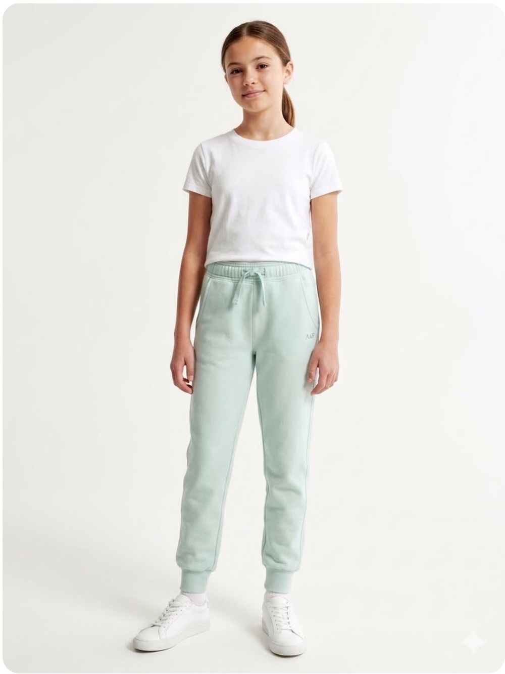 Abercrombie & Fitch Light Gray Kids Sweatpants Joggers - Picture 2 of 9